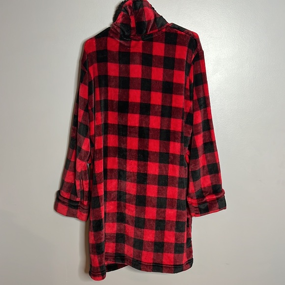 Amari black and red buffalo plaid soft and fuzzy bathrobe one size - Picture 4 of 6
